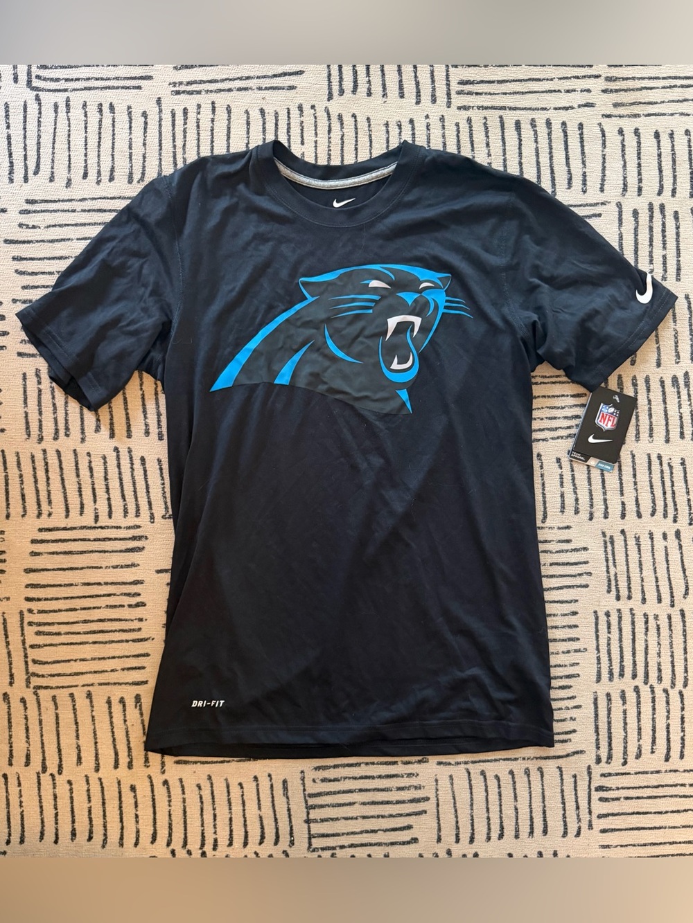 NWT Nike Black Carolina Panthers Graphic Logo Short Sleeve Drifit Tee